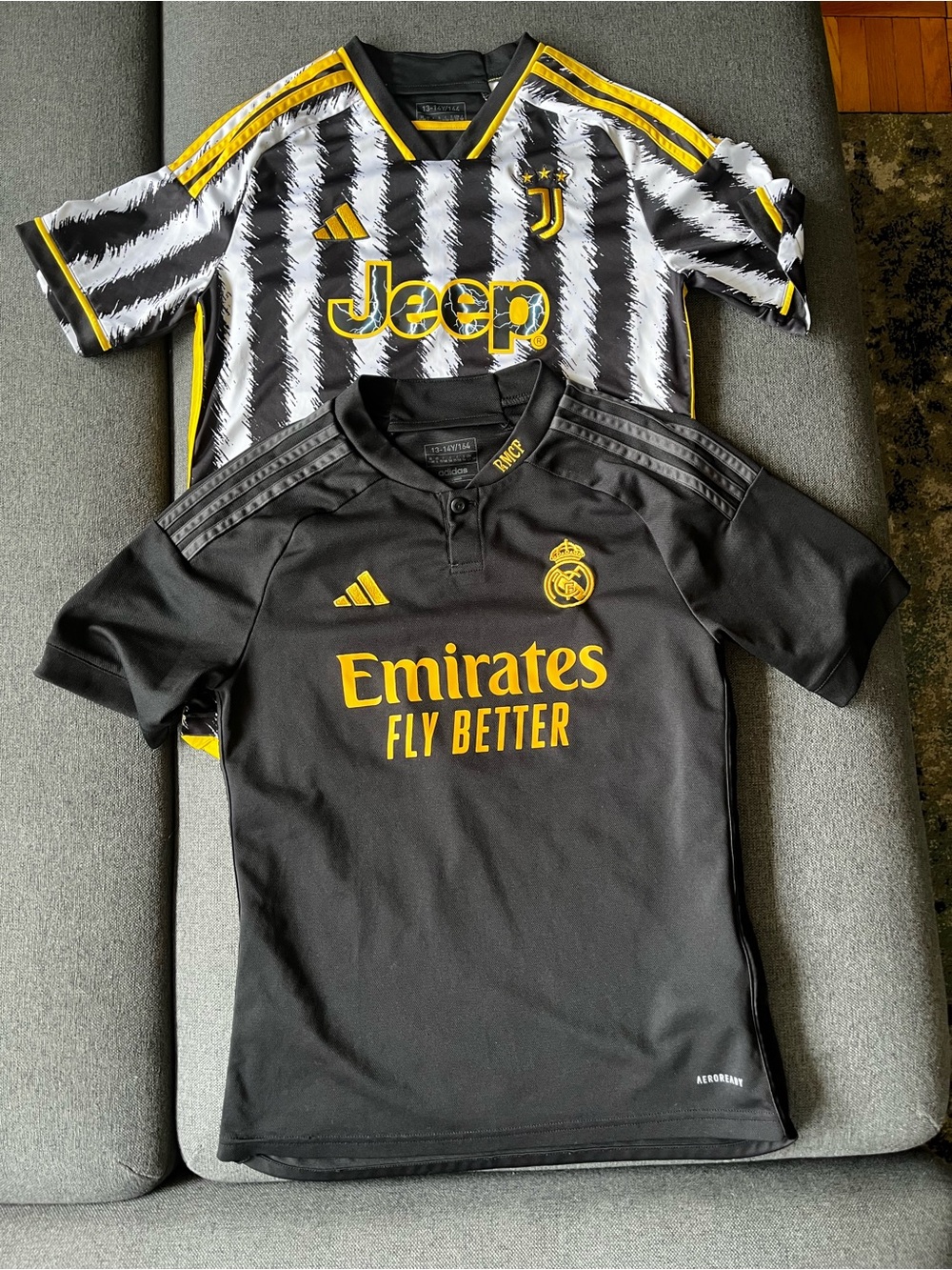 Adidas Real Madrid + Juventus Soccer Jerseys Youth L 2 Pc like new
